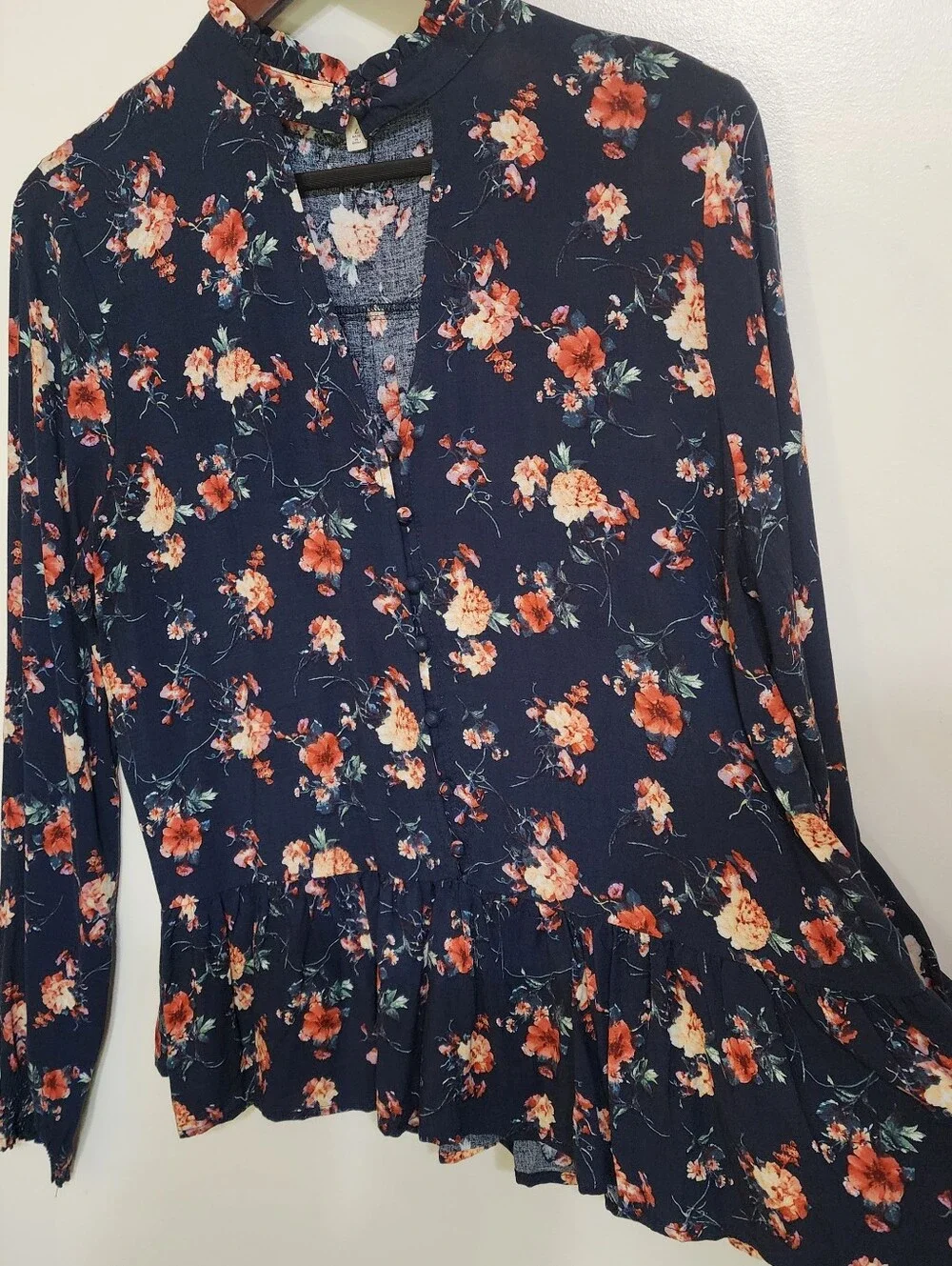 Hem & Thread Womens Tunic Boho S. Large Shirt Floral Ruffle Button Up Keyhole - Picture 4 of 10